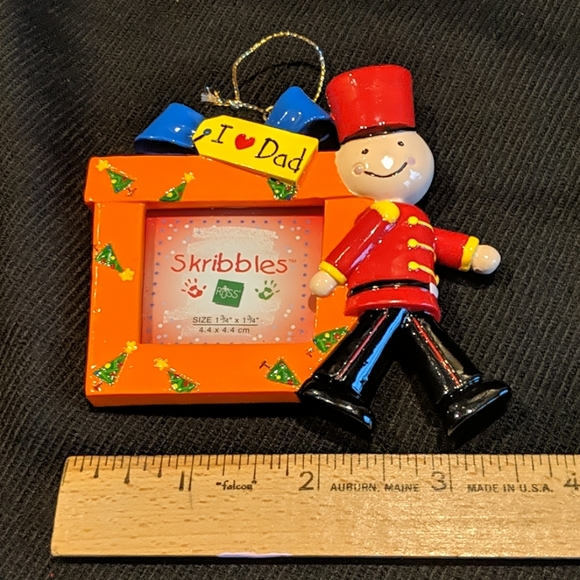 "I ❤️ Dad" Ornament - Picture 4 of 9